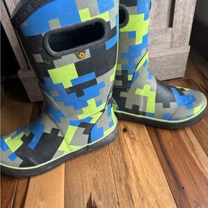 BOGS Pixelated Rain Boots